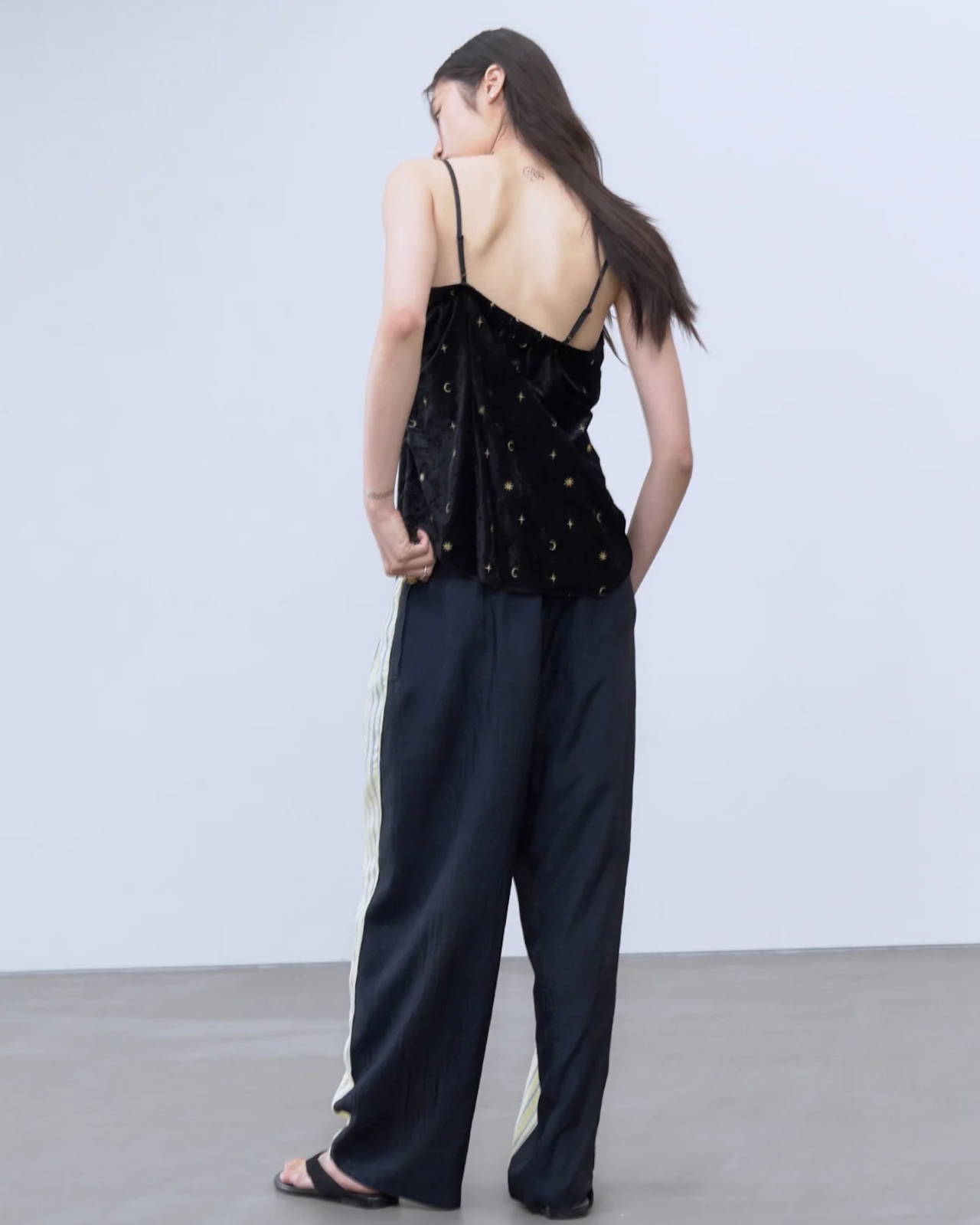 THINGS THAT MATTER シングスザットマター / ベロア キャミソール / STICKER PRINT VELOUR CAMISOLE - 8