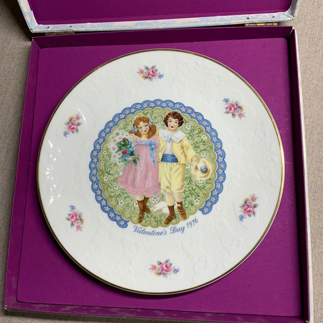 ロイヤルドルトン バレンタインプレート 1979 ヴィンテージ ROYAL DOULTON