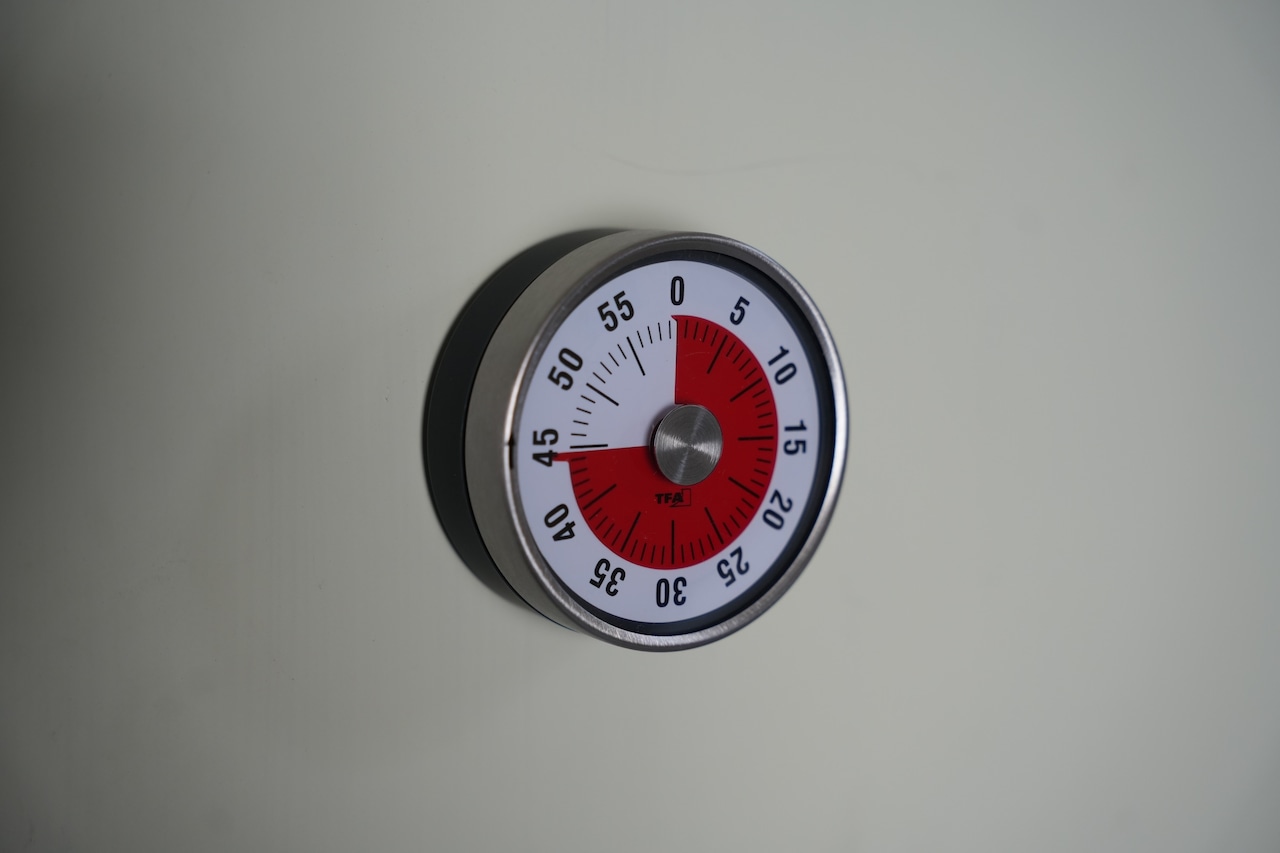 Analogue kitchen timer PUCK 38