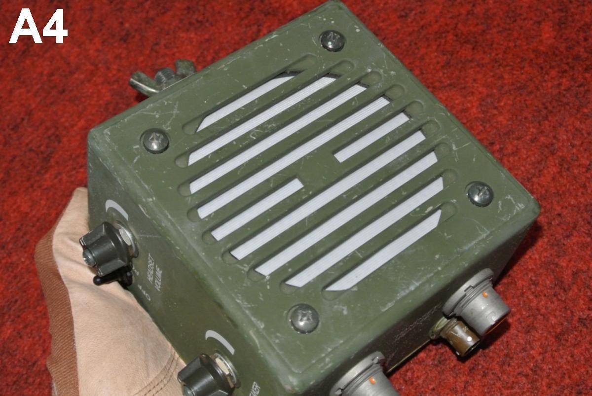 Yahoo!オークション US軍用 HARRISハリス アンプ内蔵ラウドスピーカー