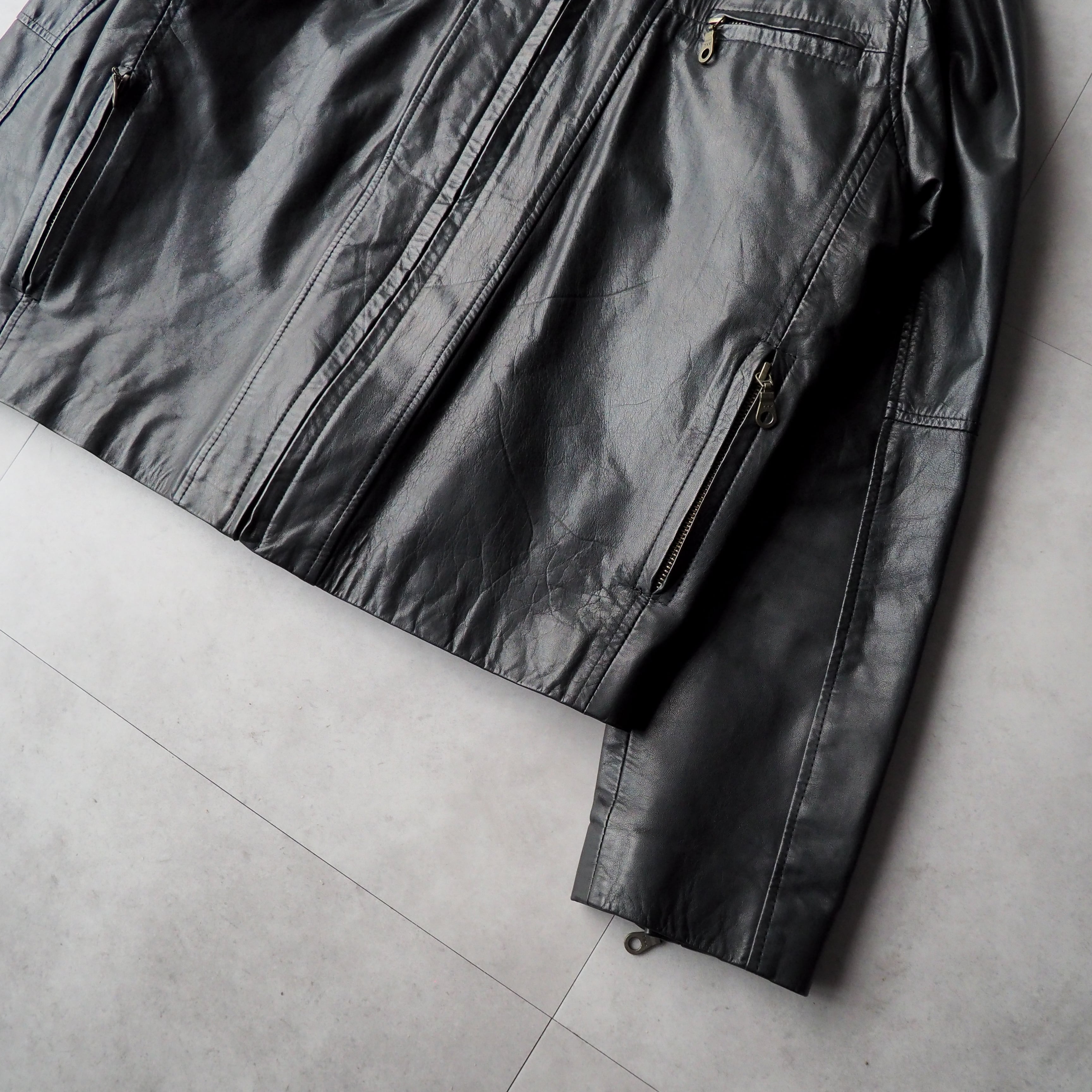 90s “Leather Shop Legitimo Cuero” black leather single riders ...
