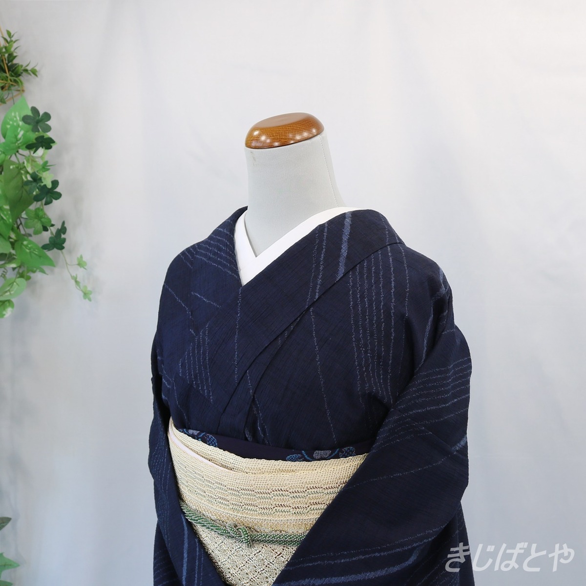 ちぢみ 濃紺に青の縞の夏着物 | きじばとや