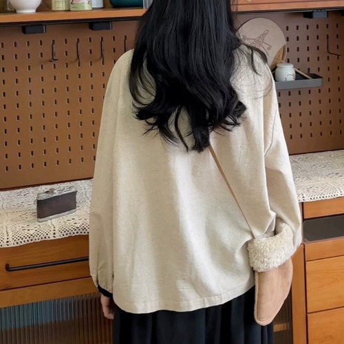 バイカラー丸襟フラワー刺繍ブラウス ・12585