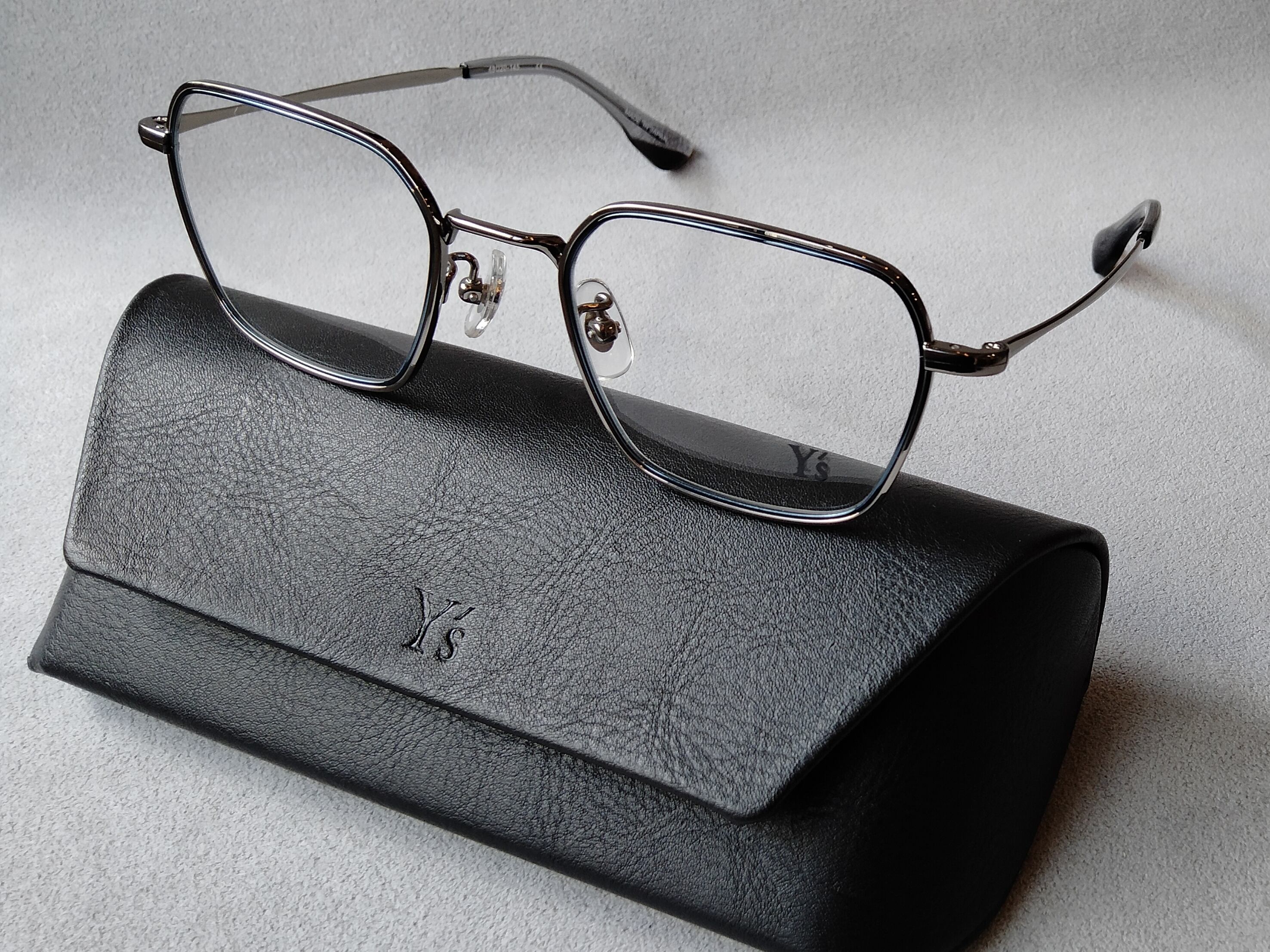 Y's (ワイズ) EYEWEAR 81-0031-3 // Light GRAY ＆ NAVY ［made in