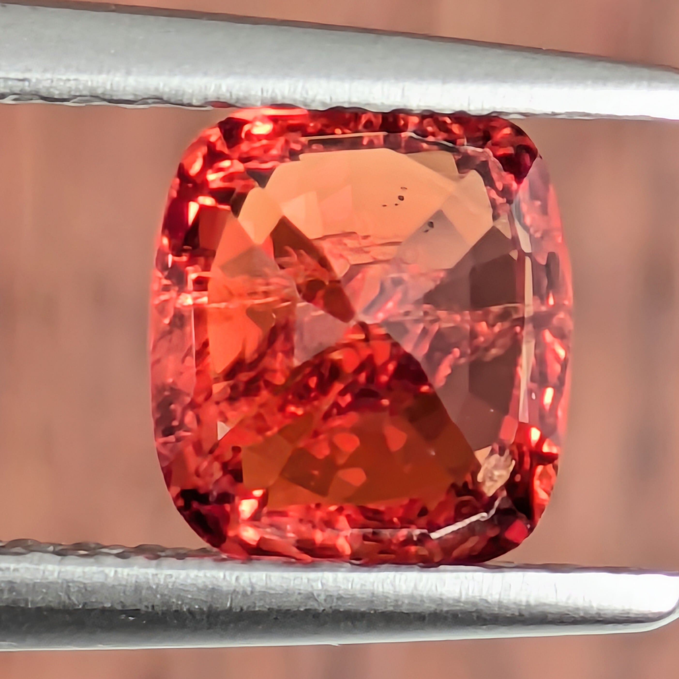スピネル ルース ミャンマー・モゴック産【1.14ct】PRO209321 | Gem's