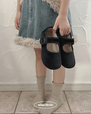 〈22-31size〉simple black pumps