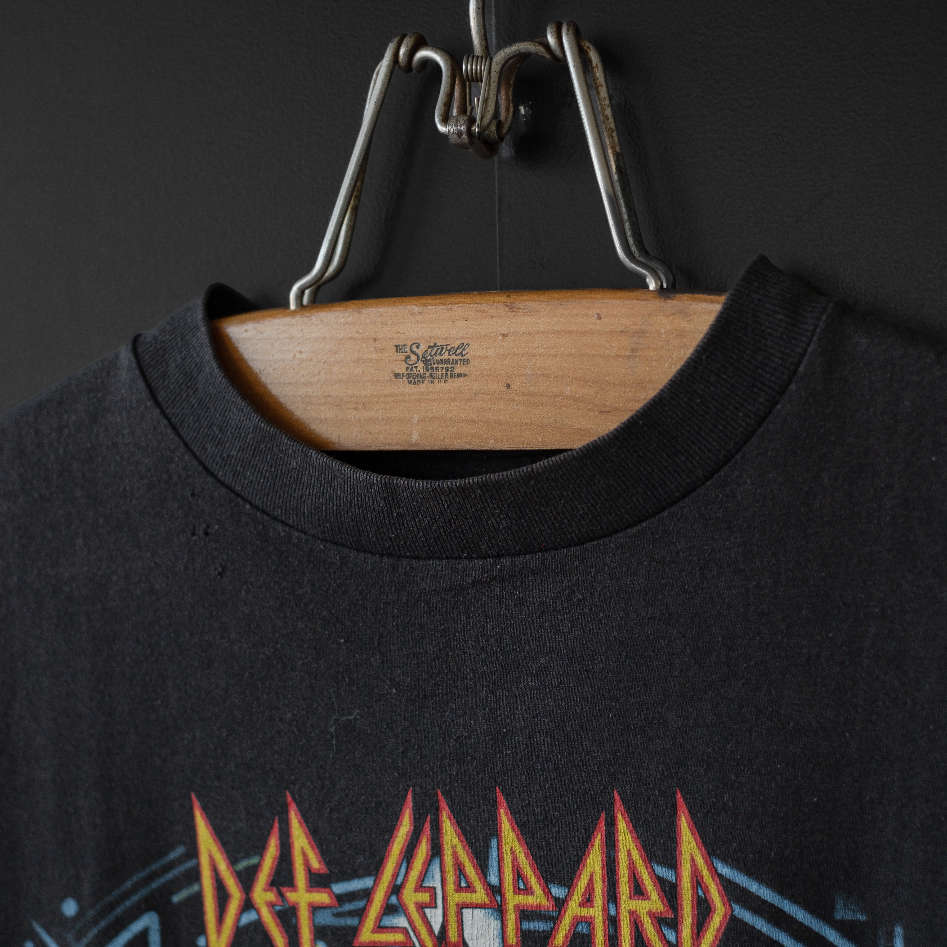 used- 1988 Def Leppard tour tee (Hysteria) | dros dro