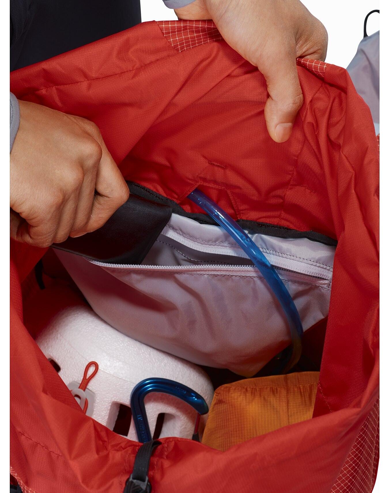 ARC'TERYX】Alpha AR 35 Backpack | Clubman Outdoor Equipment ARC'TERYX】Alpha AR 35 Backpack | Clubman Outdoor Equipment