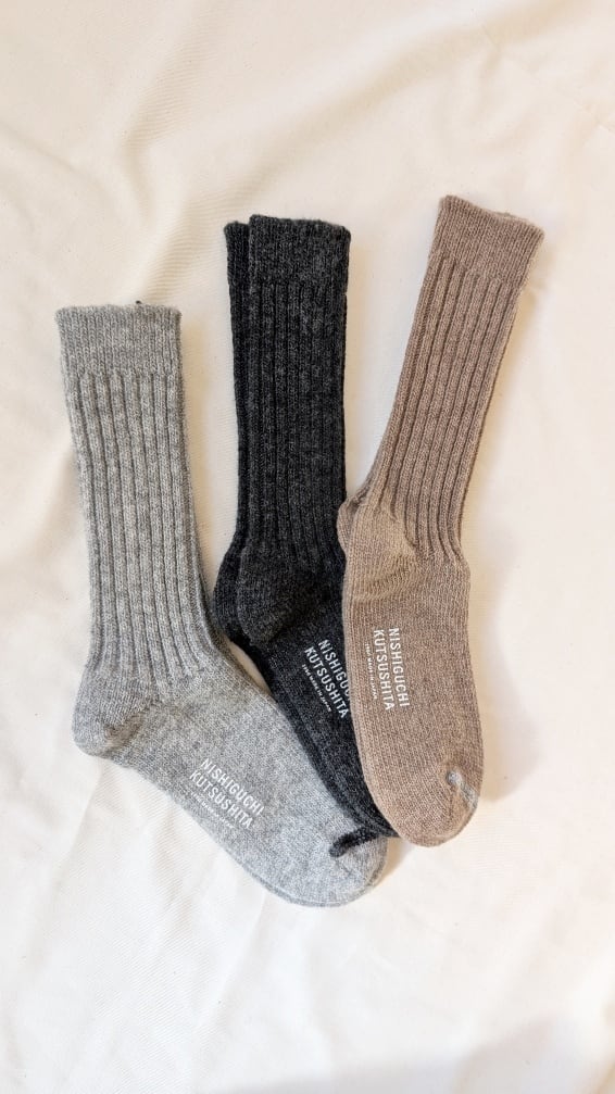 ウールリブソックス（NISHIGUCHI KUTSUSHITA）