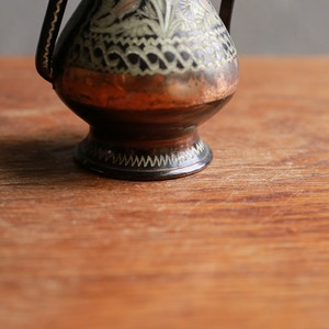 彫りが美しい、トルコの水差し 1