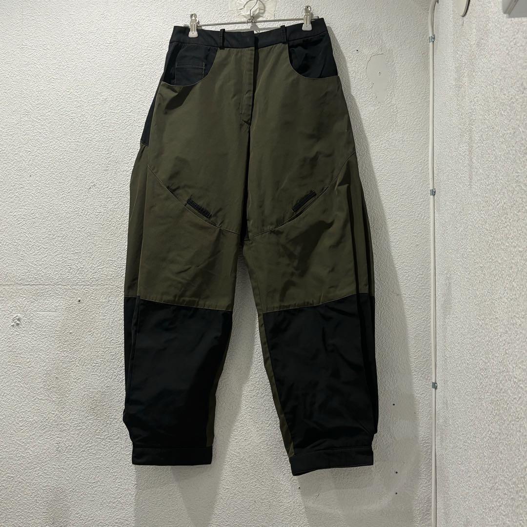 Paula Canovas Del Vas パウラカノバスデルヴァス ナイロンカーゴ  