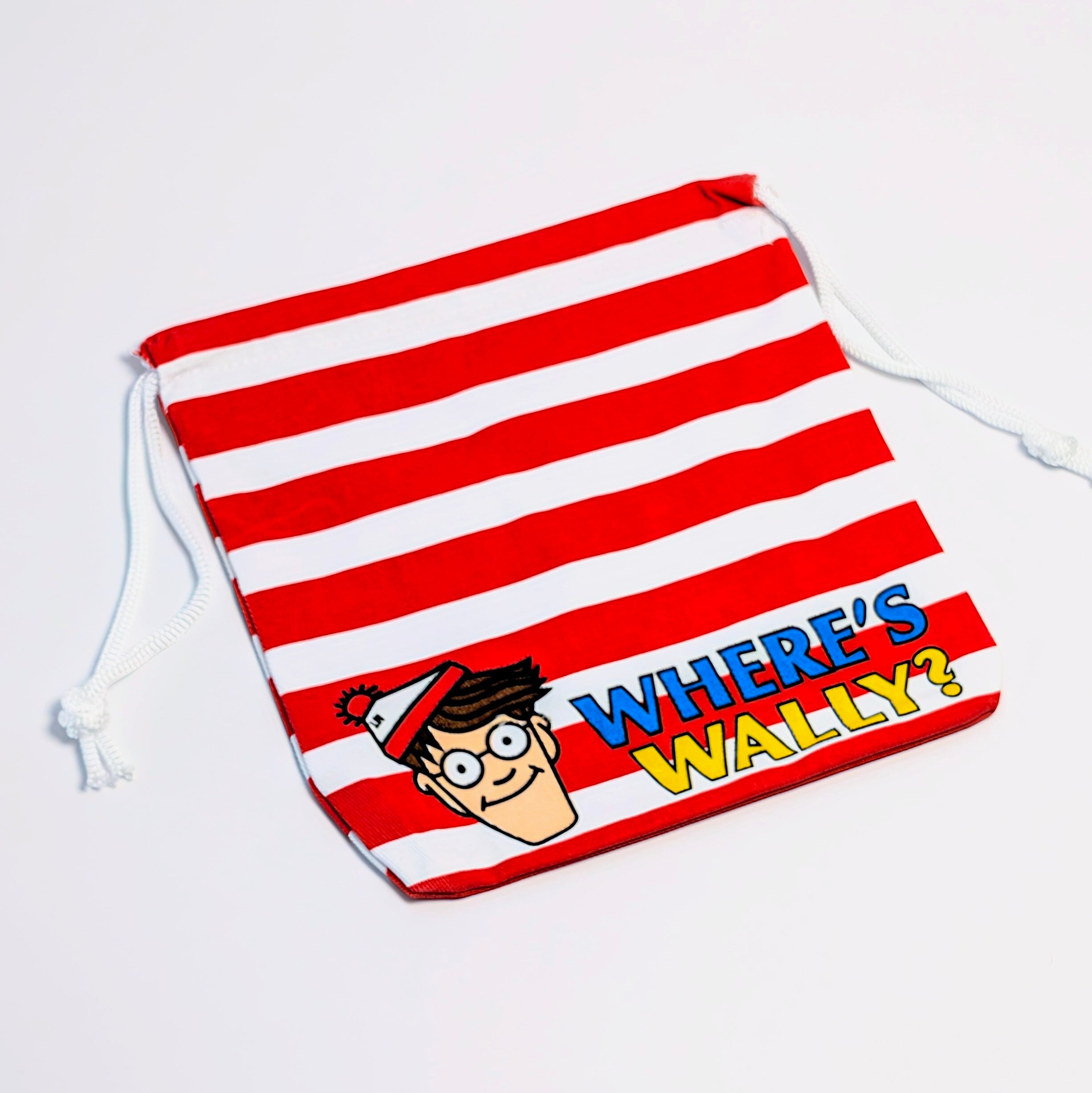 ✨️可愛すぎて何枚も欲しい♡✨️アメリカンキャラクターPURSE【 Where's Wally?（ウォーリーをさがせ！）】 ウォルドー / マーティン・ハンドフォード / 巾着袋 〚アメリカン雑貨 アメトイ〛