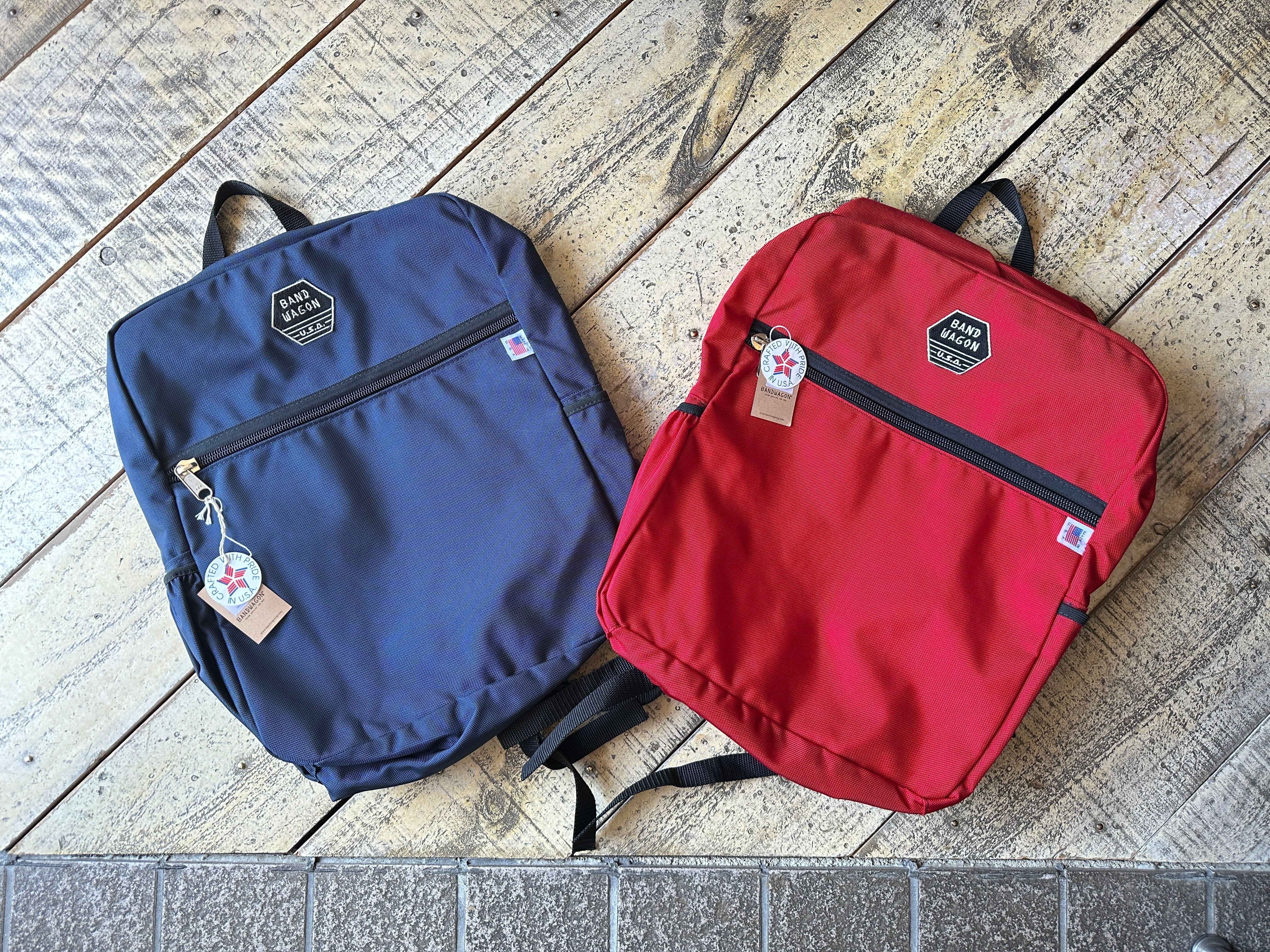 BANDWAGON/ THE JUMBO BACKPACK | Hi-Hoo!!
