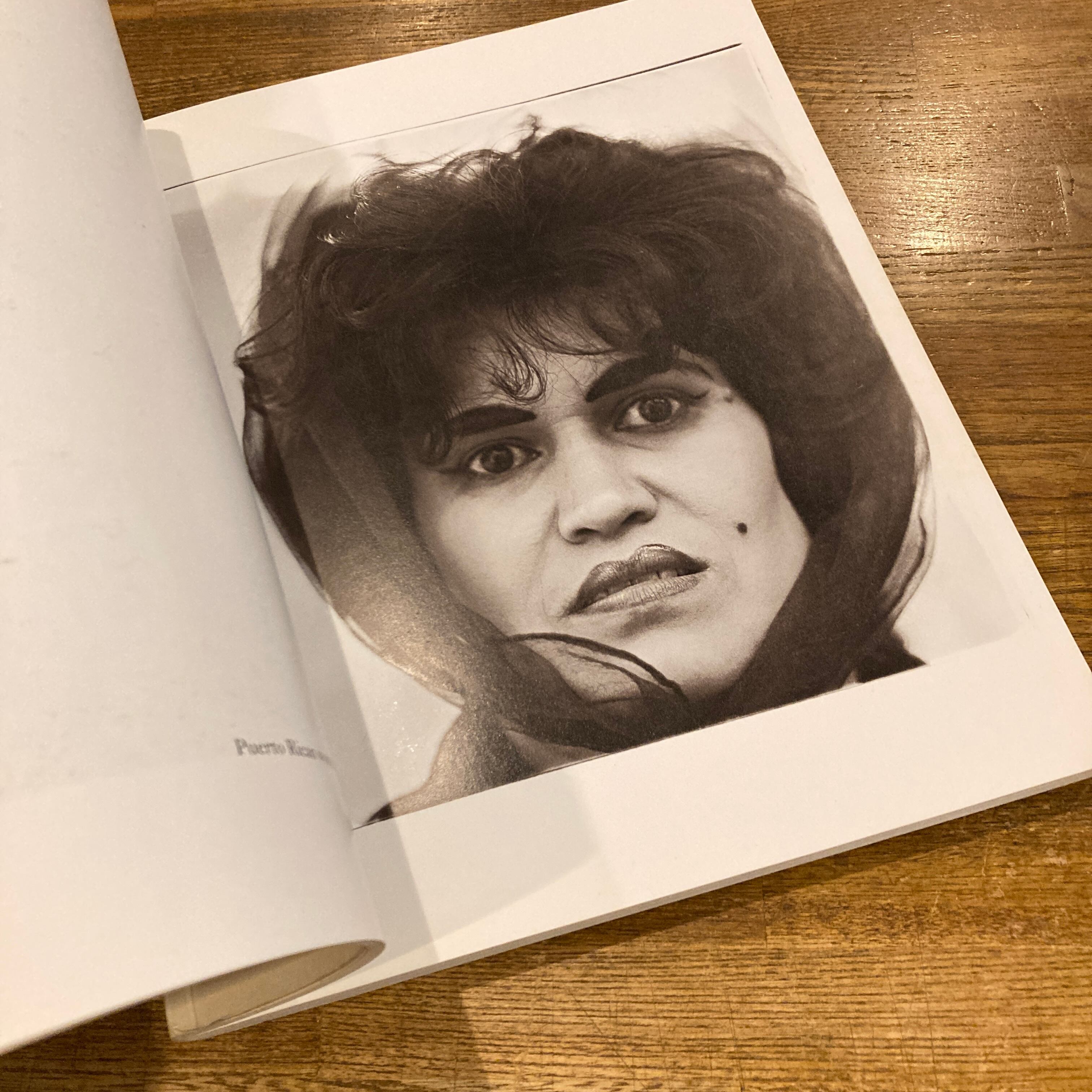 An Aperture Monograph / Diane Arbus ダイアン・アーバス | 百年