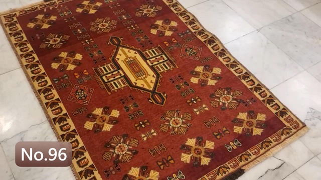 絨毯クエスト54 前編【No.96】Old Gabbeh ※現在、こちらの商品はイランに置いてあります。ご希望の方は先ずは在庫のご確認をお願いします。