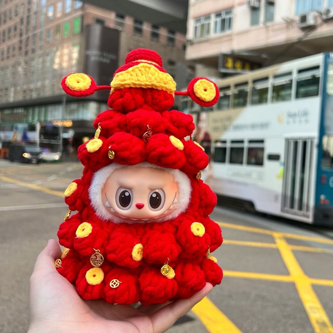東西の福を融合♡ ラブブ 恵比寿様×赤いクリスマスツリー コスチュームセット|15cm/17cmサイズ対応|招福で新年もクリスマスも