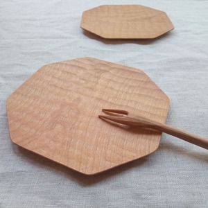 mujina木工房/尾池豪 手彫り八角皿