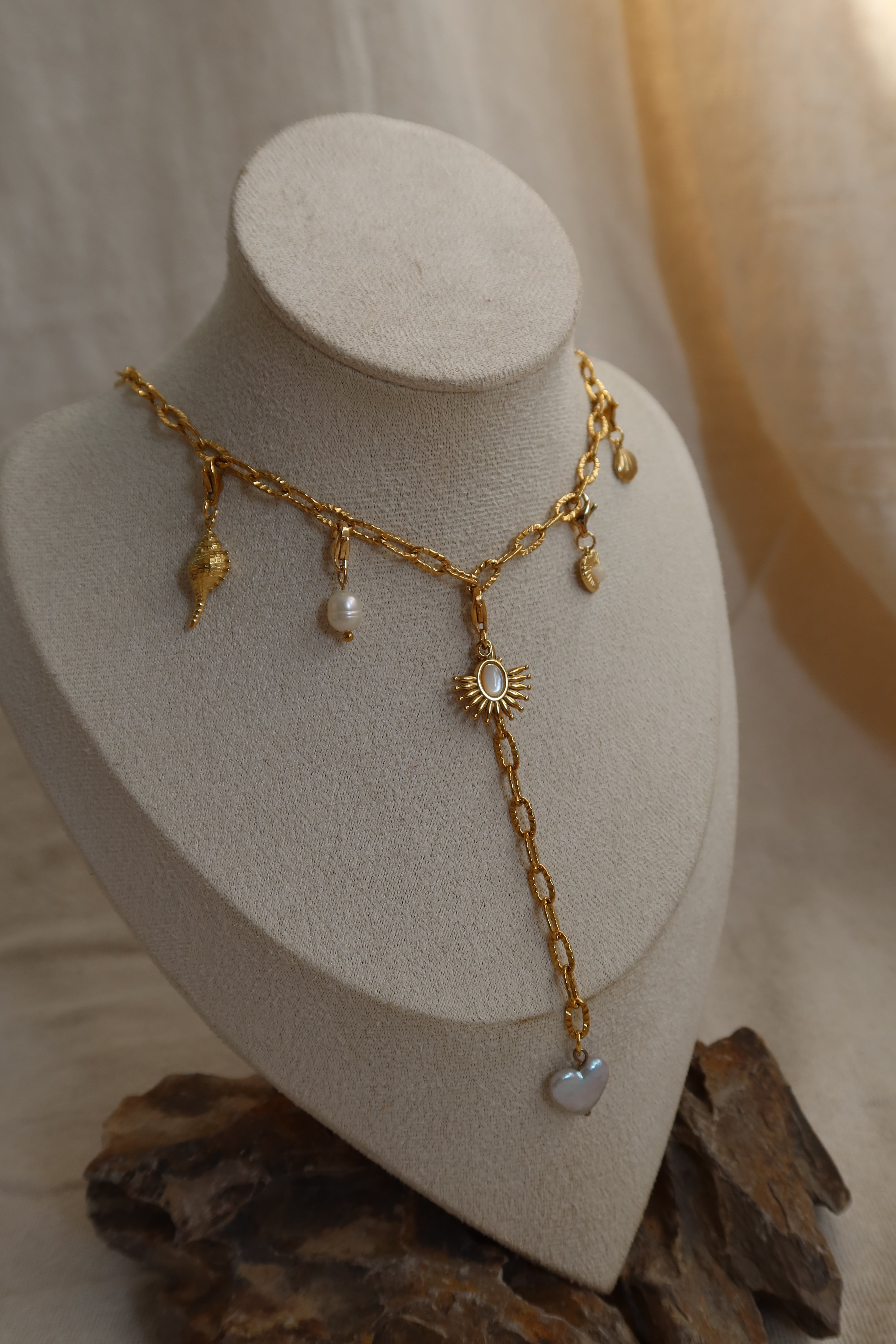 Necklace | Kanalunani
