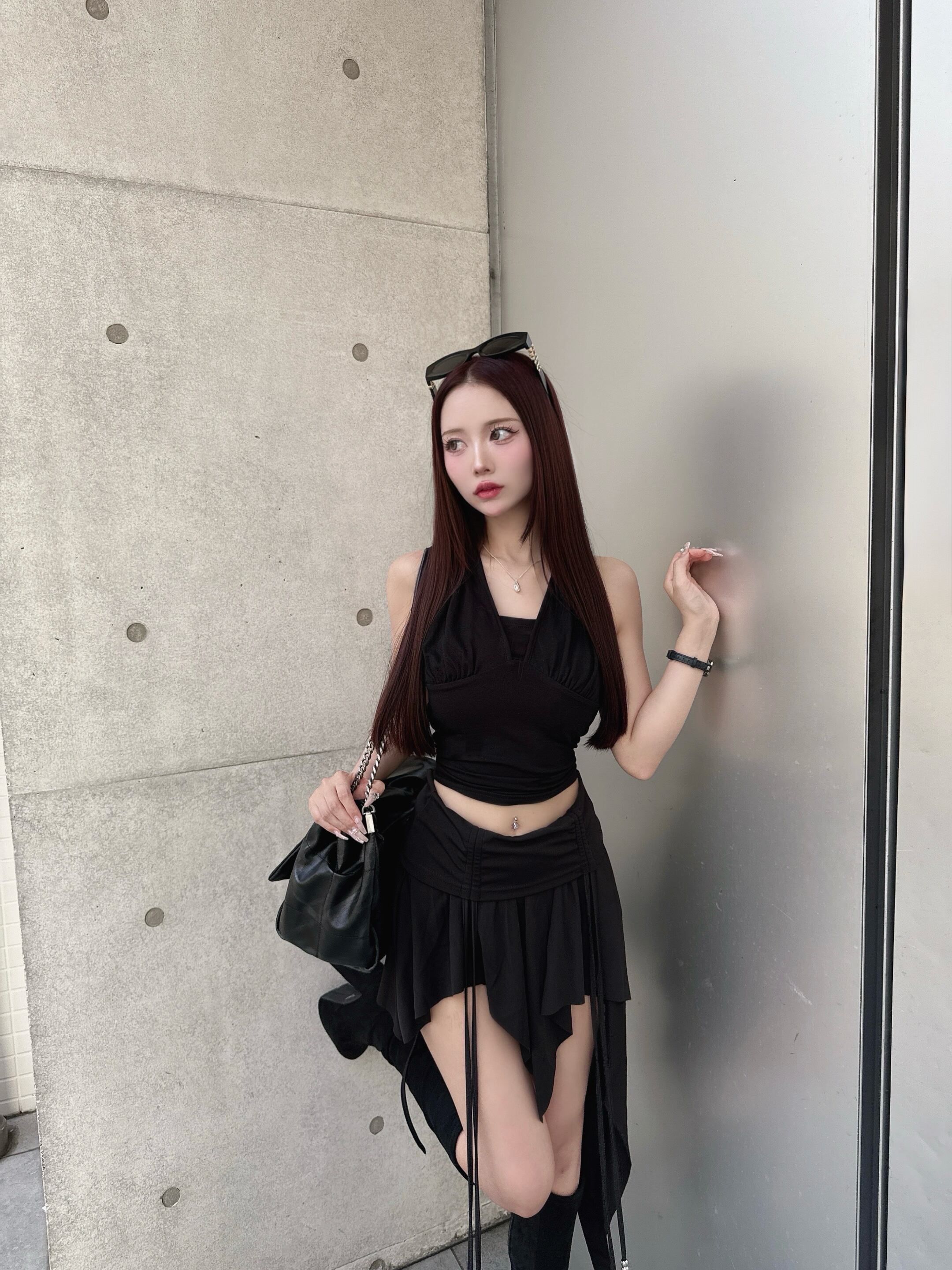 BPN アシンメトリーブラックミニスカート BPN アシンメトリーブラックミニスカート