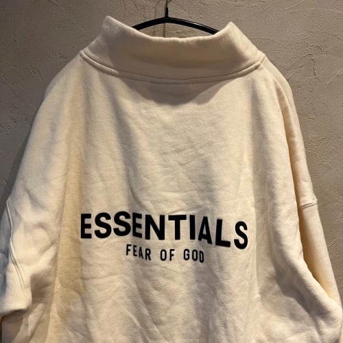 Fear of God ESSENTIALS フィアオブゴッド エッセンシャルズ ハーフ