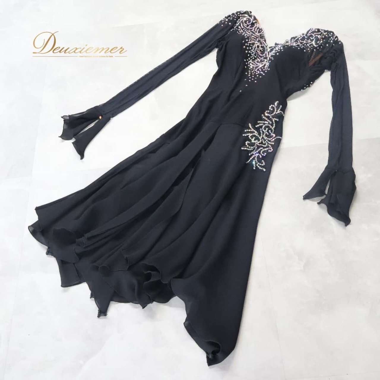 社交ダンス 衣装 Dance fashion design room ドレス ワンピース ラテン ブラック系 黒 レース デモ 競技 ダンス パーティ 発表会 軽い 薄い 長袖 上品 高級感 舞台衣装 エレガント 上品