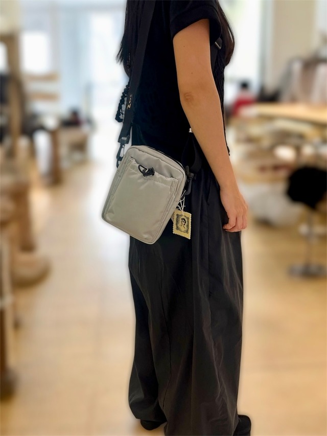 DEUX MILLE ドゥミル ボンディングミニショルダー[Silver]