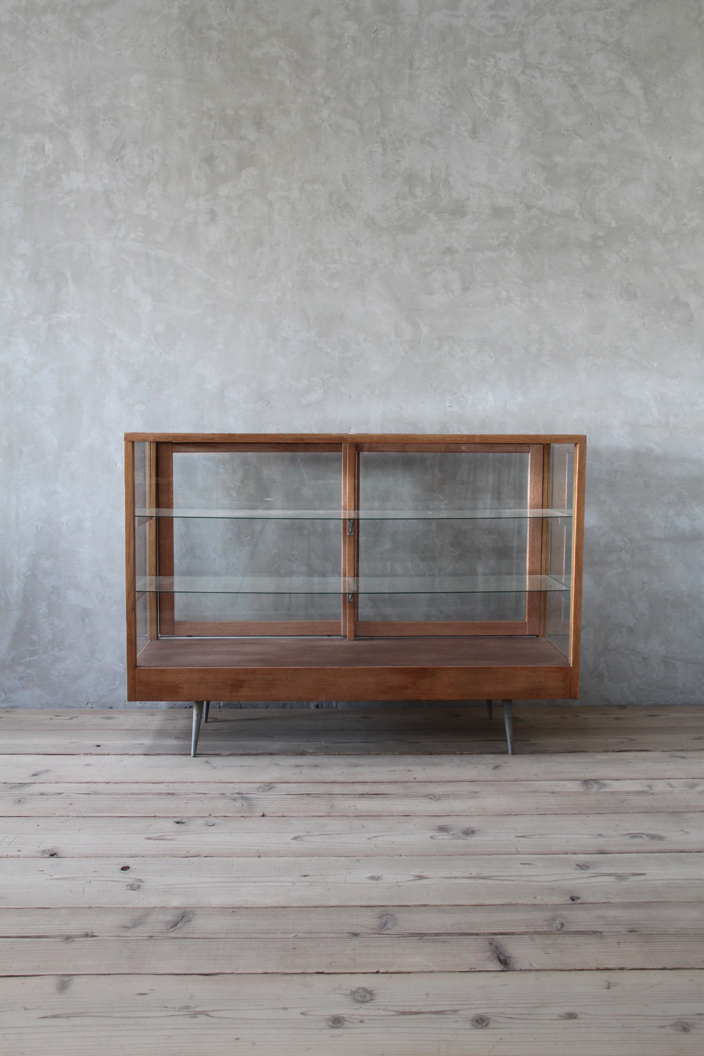 小ぶりなカウンターショーケース 古家具/アンティーク/ガラスケース/ショーケース/収納/ガラス棚