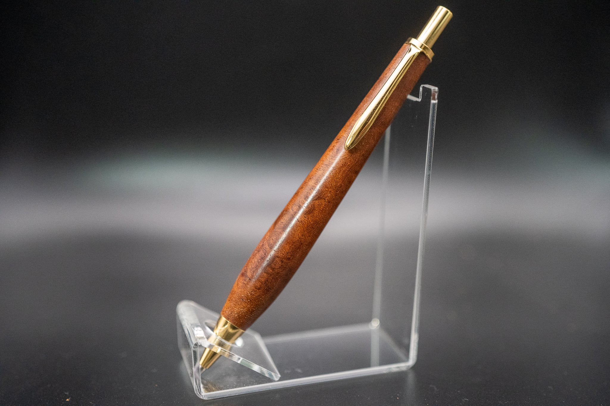 極上杢の欅とレジンの高級木箱 日本を代表する巨木】ケヤキ