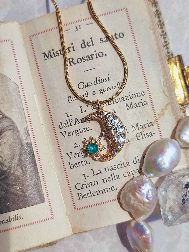 【MELANCHOLY GOLDEN MOON AND STAR NECKLACE／（XX374） 】