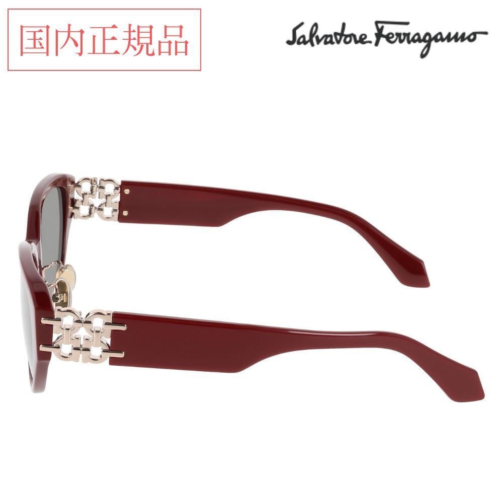 FERRAGAMO バーガンディ キャットアイサングラス 視線を惹きつける、運命のキャットアイ。サステナブル素材で描く洗練の