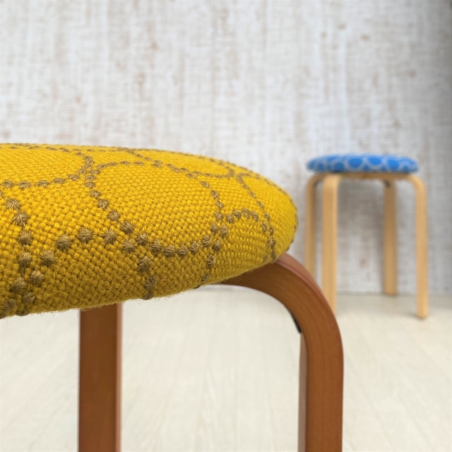 希少！Stool in teak (mina perhonen) ウェグナー（北欧家具ビンテージ 