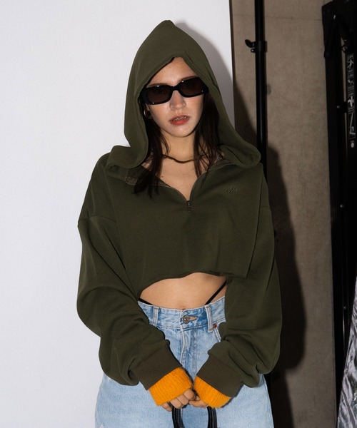 Front zip cropped hoodie