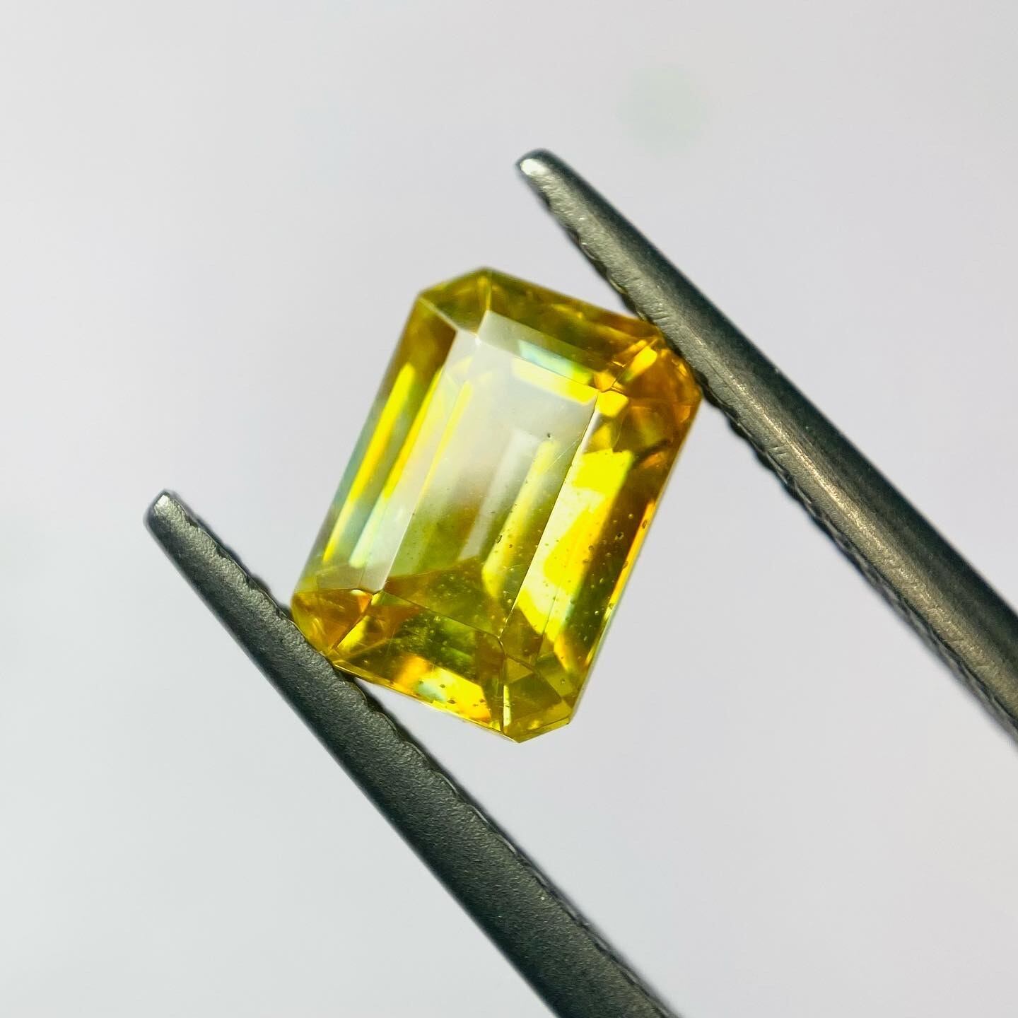 タンポポカラーのスファレライト