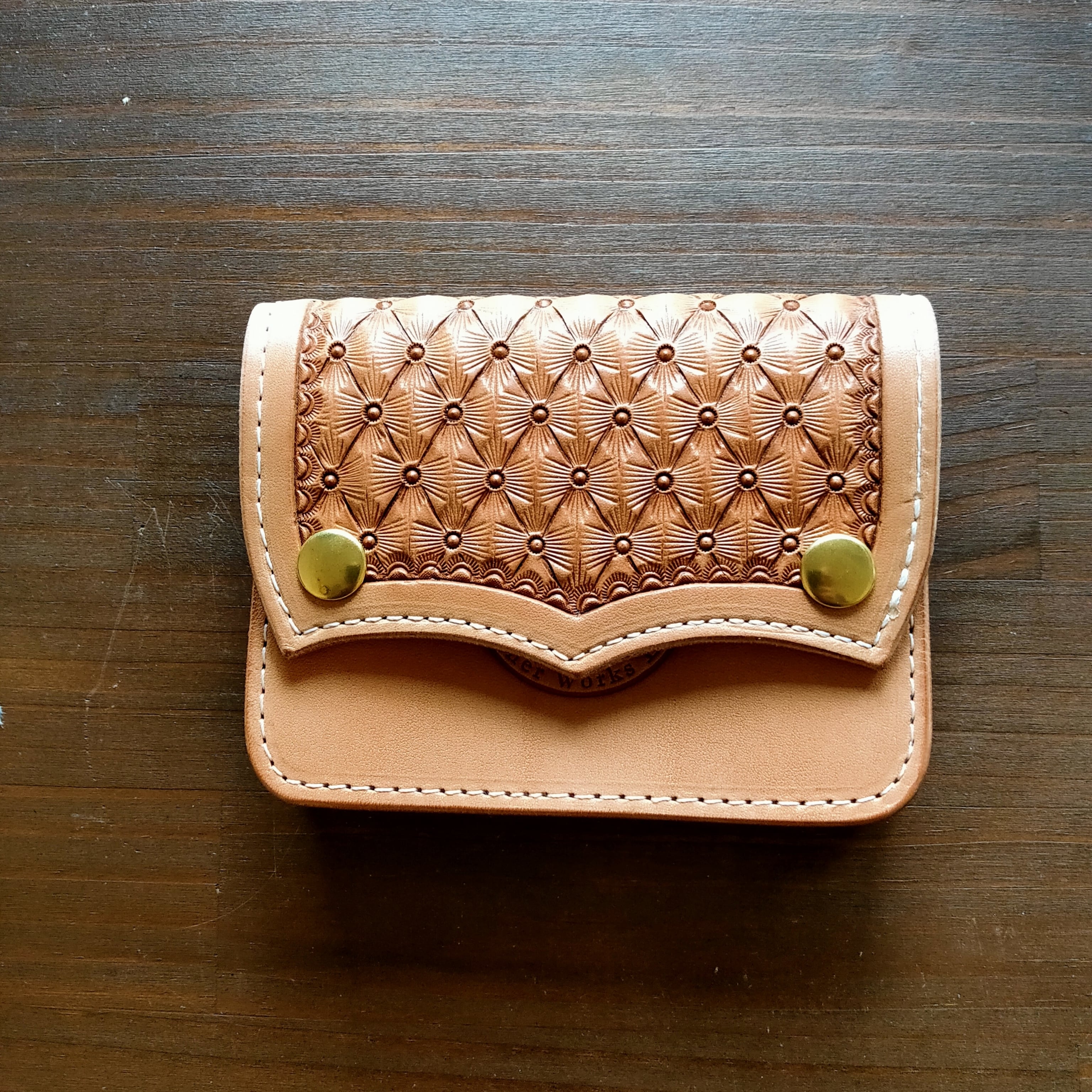 ミニトラッカーウォレット・ナチュラル 牛革 ヌメ革 生成り | Leather