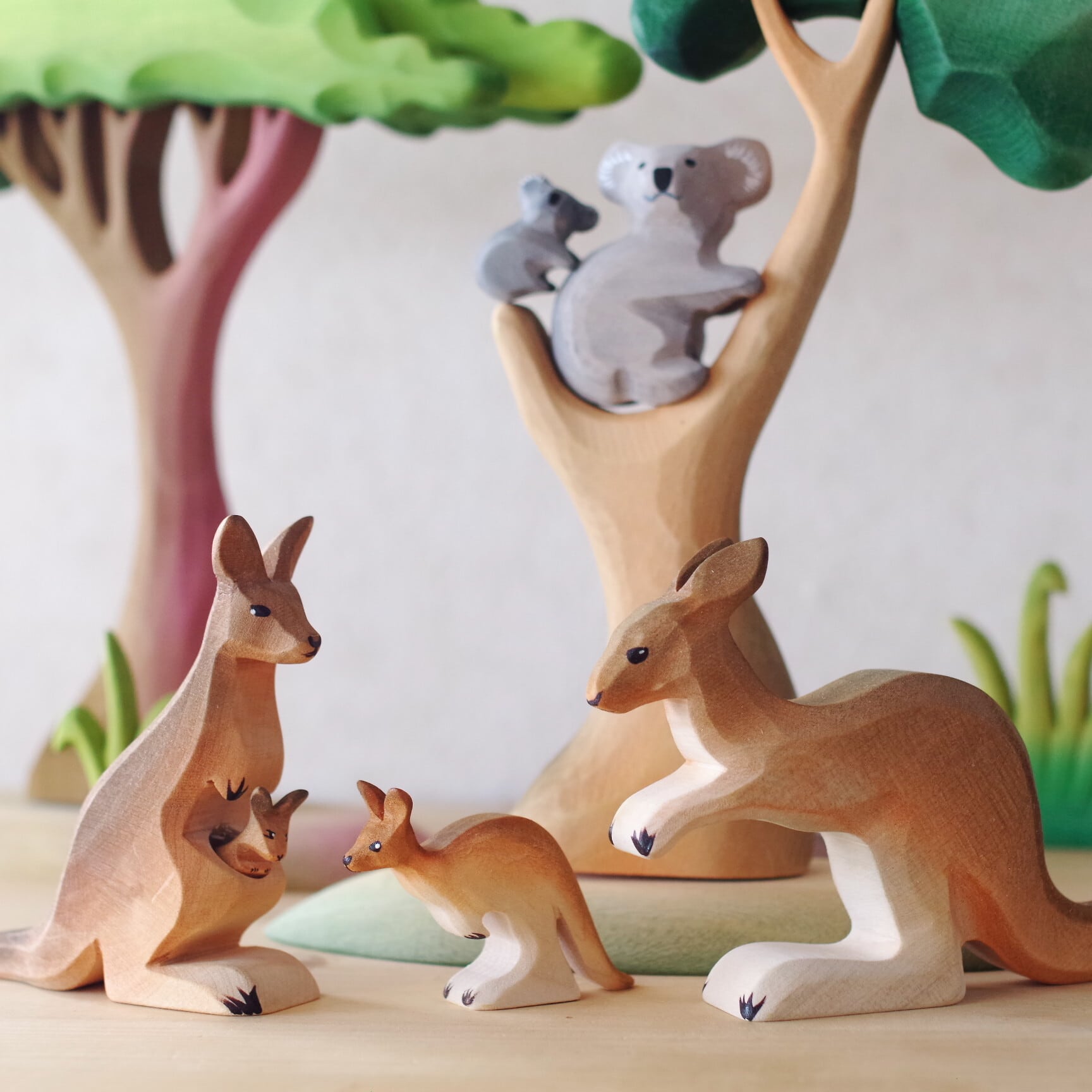 bumbutoys カンガルーの親子 | 木のおもちゃ専門店 おもちゃ箱
