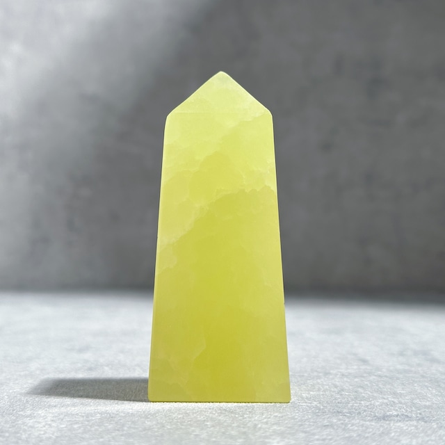 イエローカルサイト タワー型43◇Yellow Calcite◇天然石・鉱物・パワーストーン