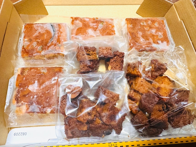 【送料無料】お得用　フルーツキャラメルパウンドケーキとラスクのセット