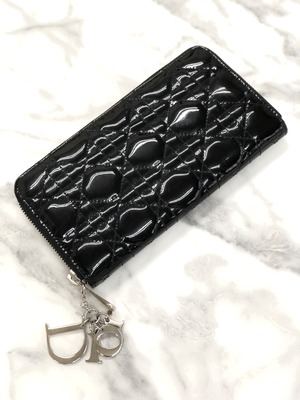 Christian Dior　クリスチャン ディオール　Diorチャーム　エナメルレザー　ラウンドファスナー　財布　ブラック　Accessories　48648f