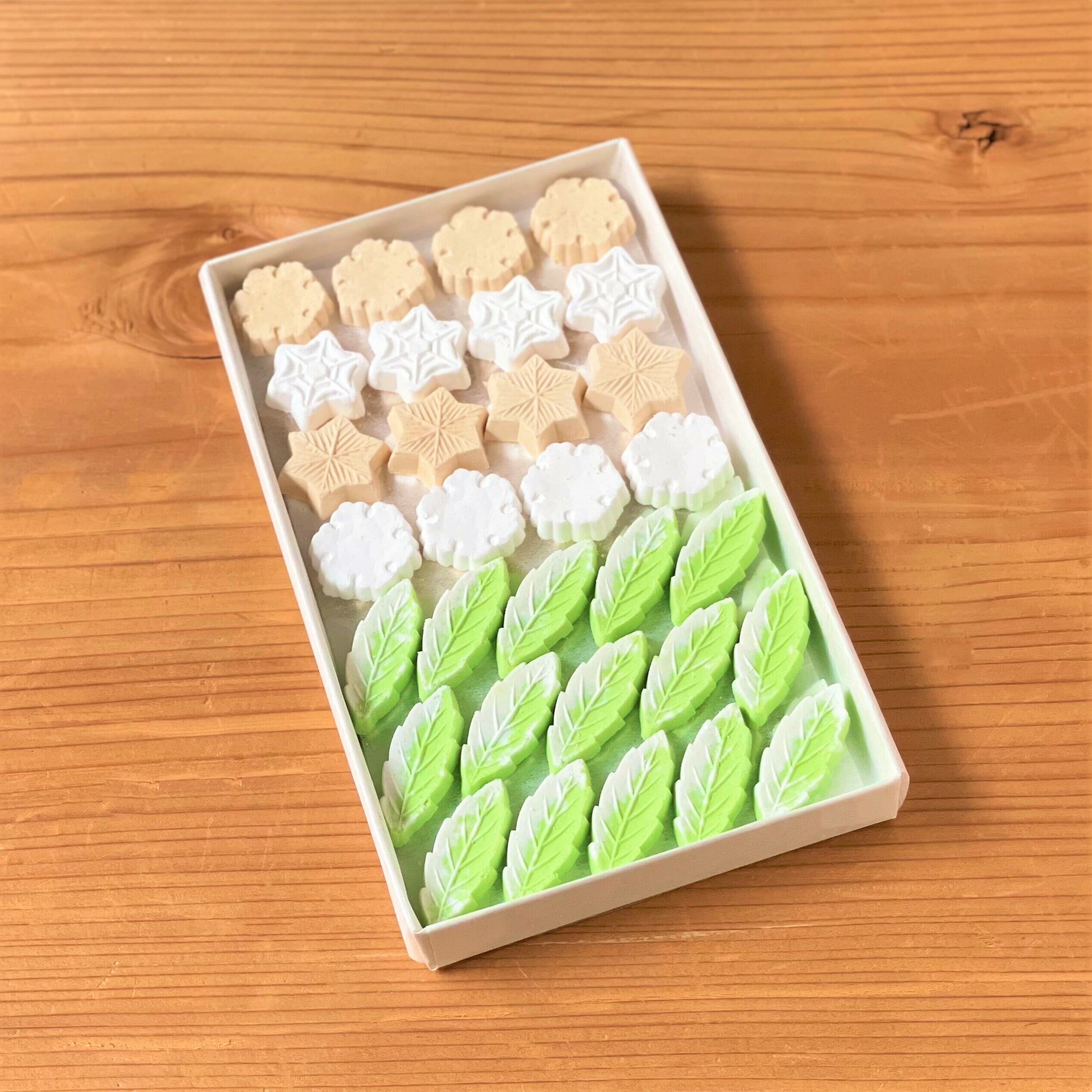 雪花と雪葉 62個入