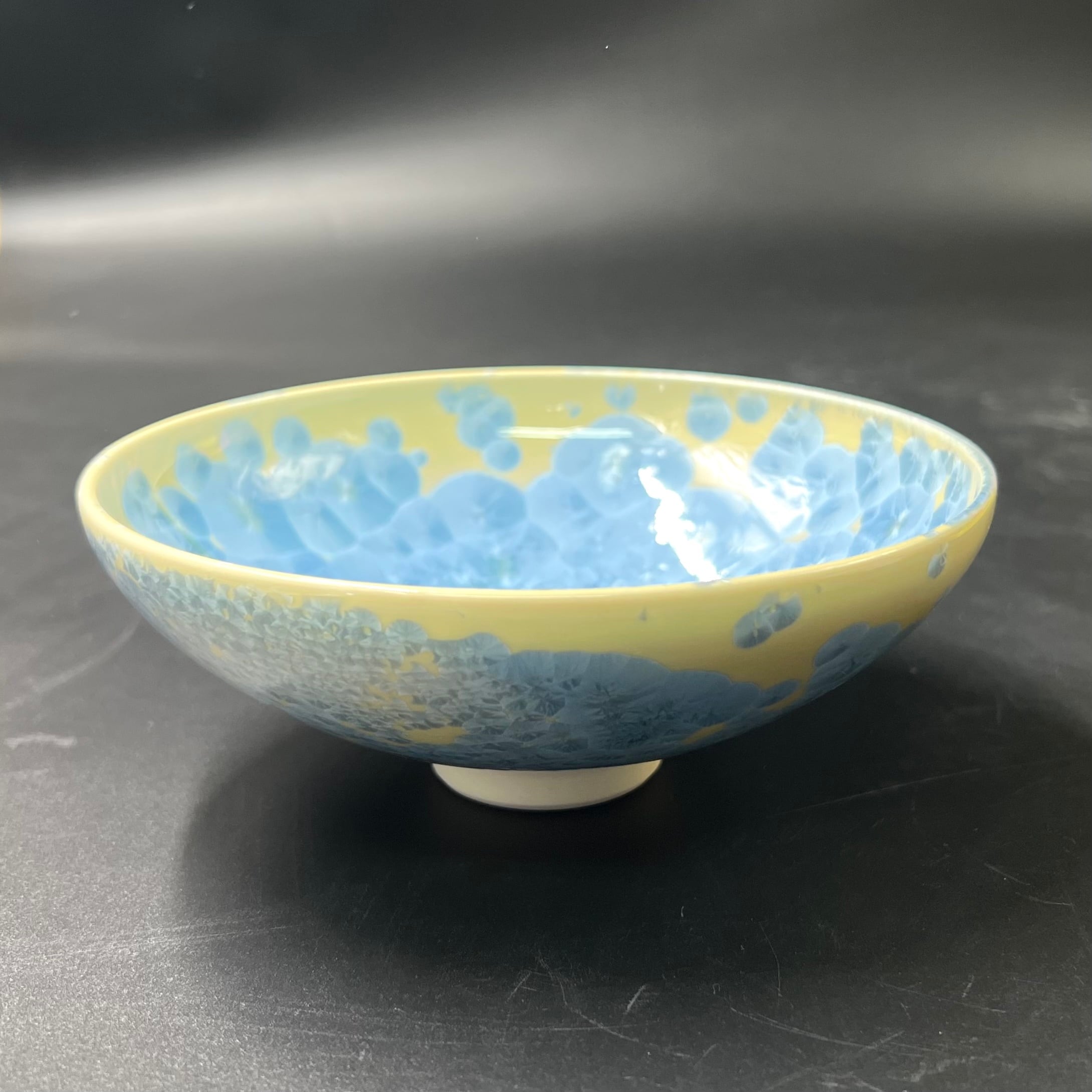 陶あん】outlet 京焼 清水焼 花結晶 平抹茶茶碗 縹（はなだ） | 京焼 