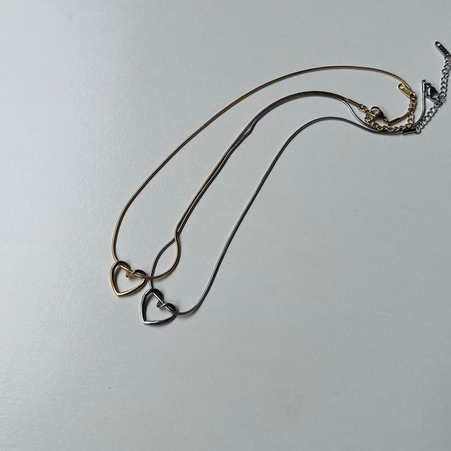 heart pretzel necklace