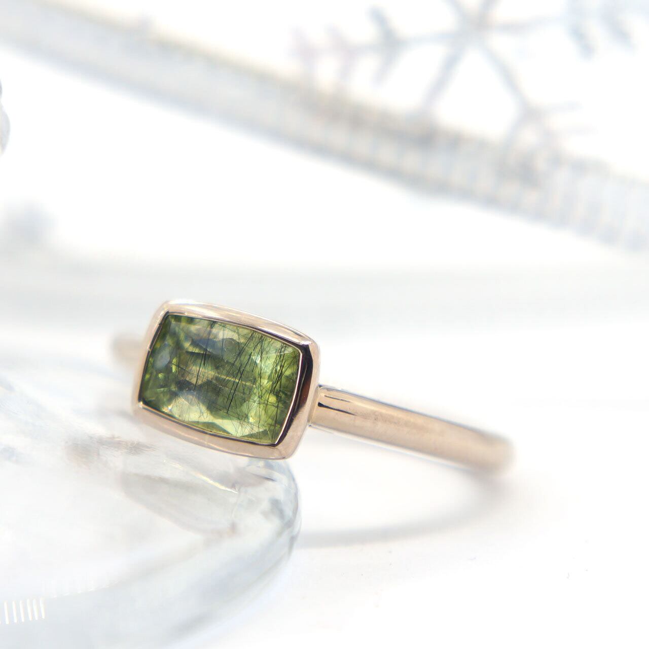 K18WG Rutilated Peridot Ring (ルチルペリドット) | HUIT /ユイット
