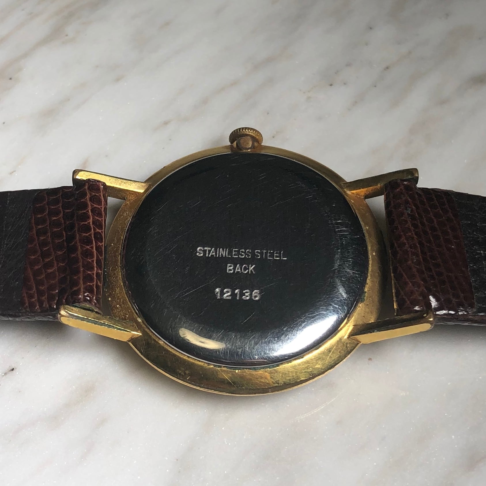vintage ENVE manual winding watch | NOIR ONLINE