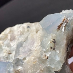 ピンクオパールうさぎ×ビンガム産スカイブルーフローライト原石クラスター