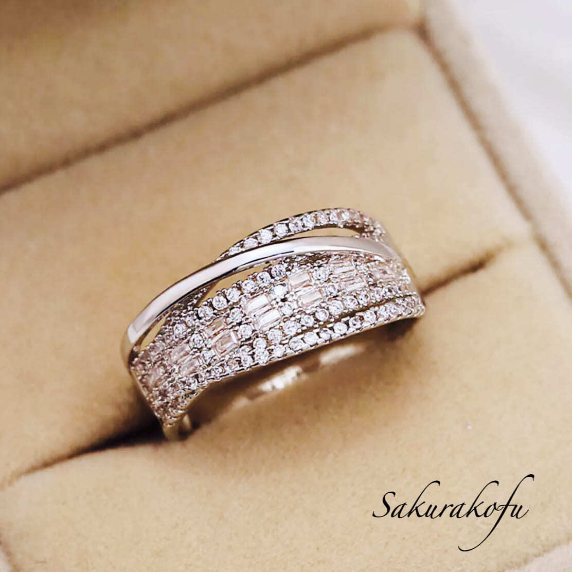 即納☆送料無料☆大人気 D034 アシンメトリー レディース リング 指輪