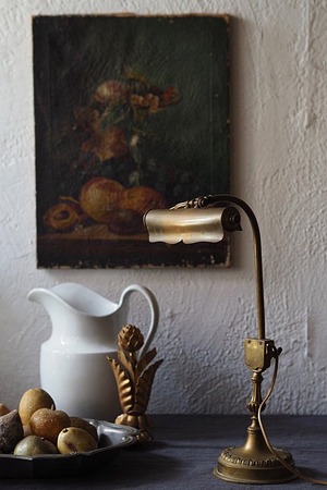 出で立ち細くテーブルランプ-antique brass stand lamp