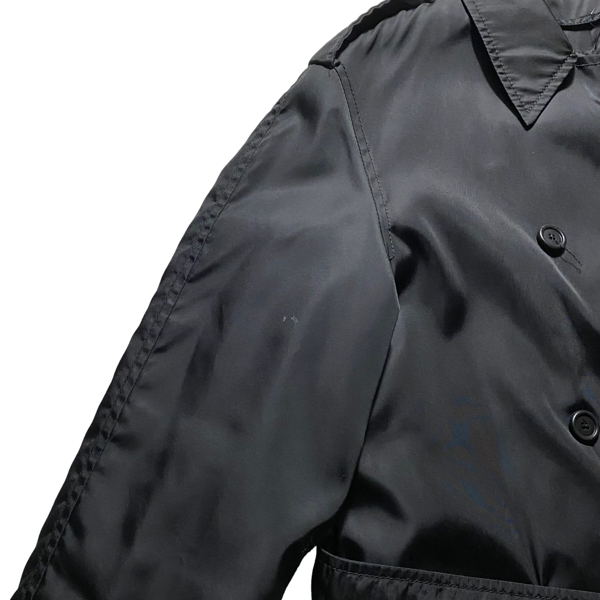 vintage PRADA black nylon trench coat | NOIR ONLINE vintage PRADA black nylon trench coat | NOIR ONLINE