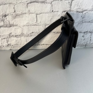 CHANEL シャネル ココマーク  レザー ウエストバッグ ブラック A-9218