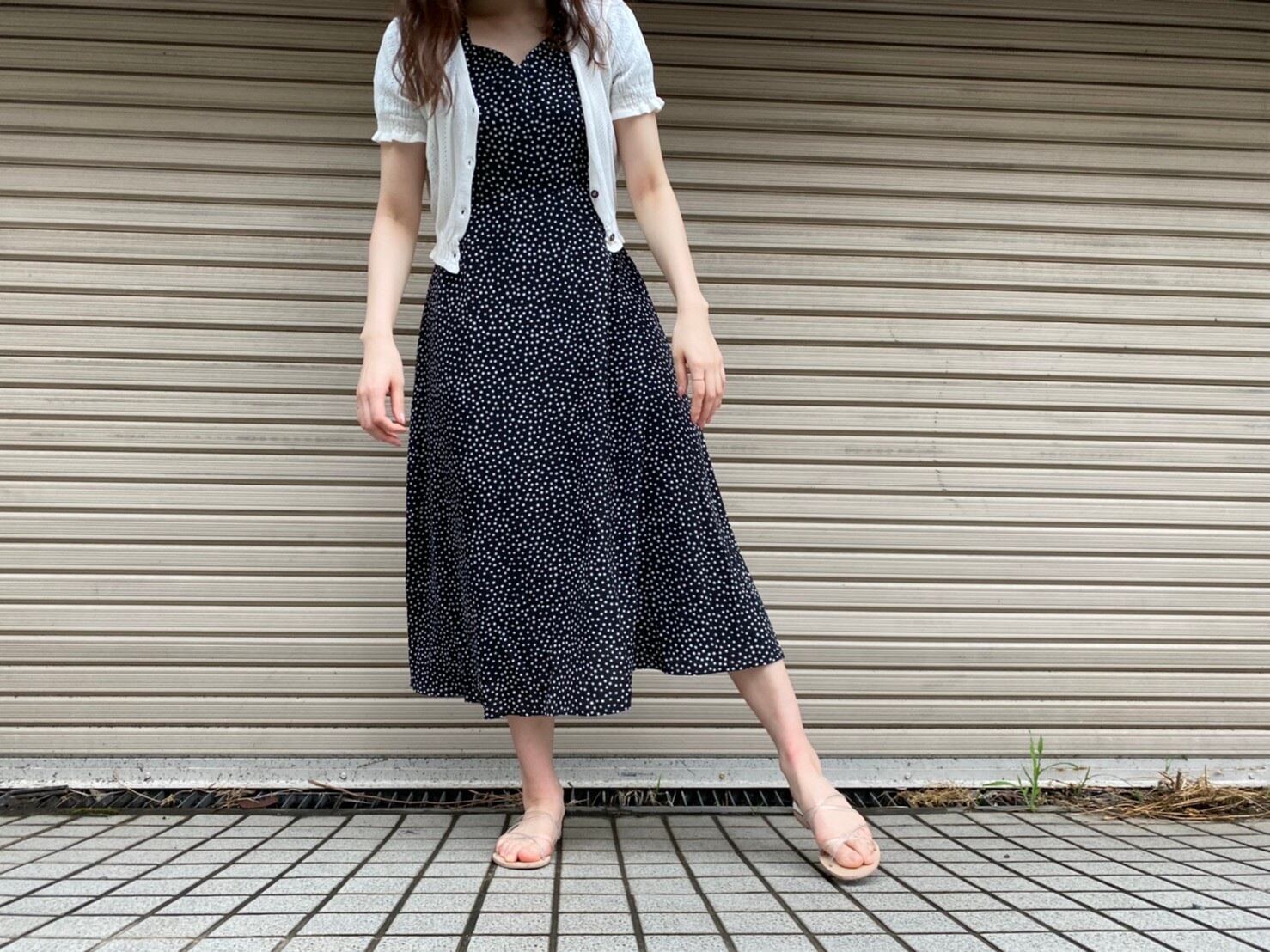 黒ドットワンピース L O B I 黒ドットワンピース L O B I