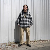 BOWBOW(バウワウ）レーヨンチェックシャツ,チノパンコーディネート